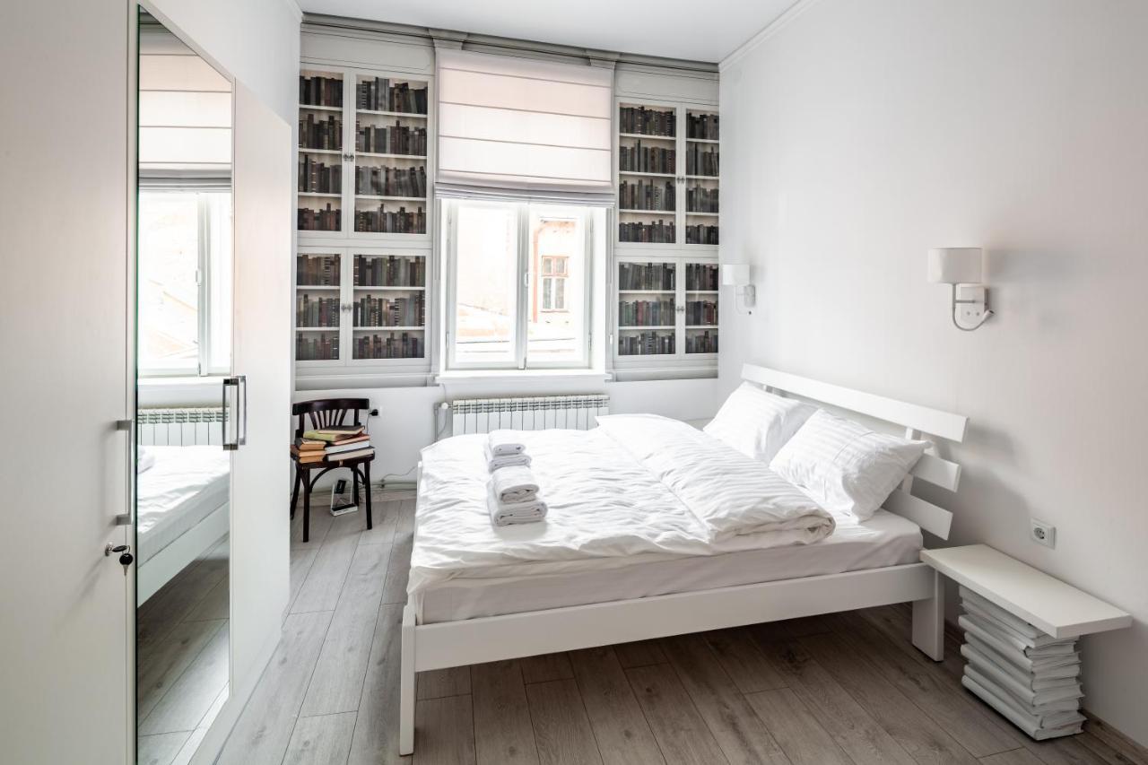 Bookinist Apartment Leopoli Esterno foto